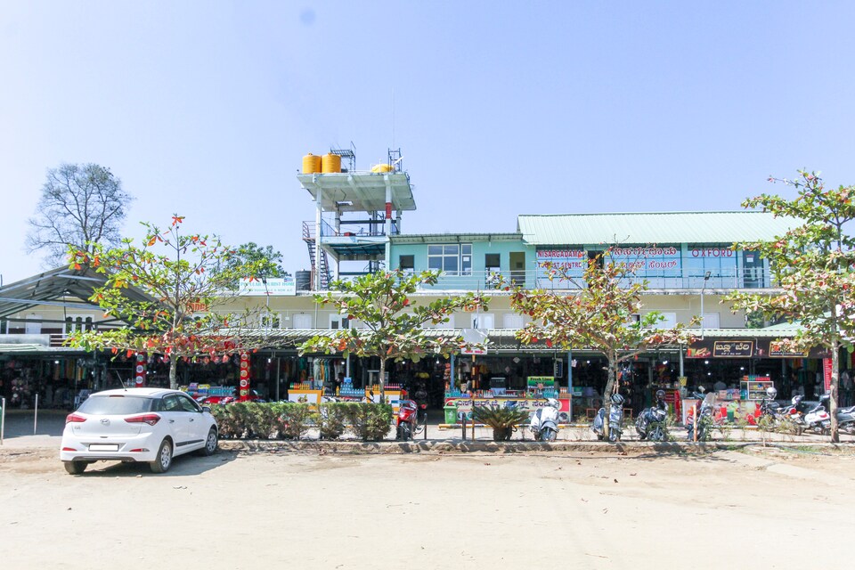 OYO 70569 Popular Tourist Home, Kushalnagar, Coorg