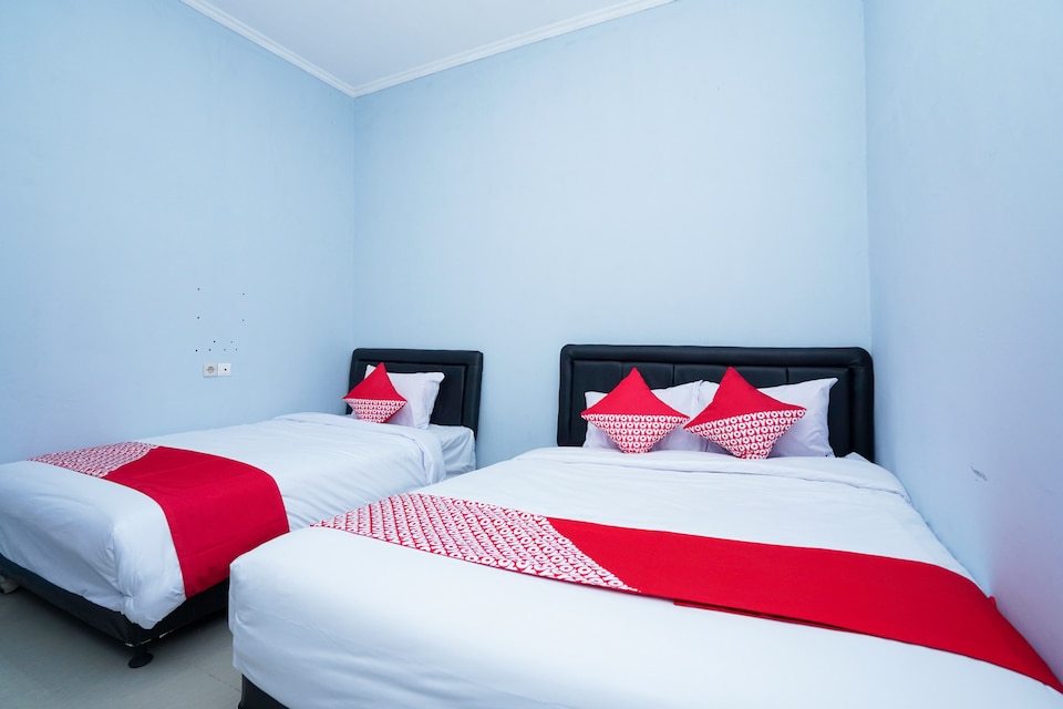 OYO 3033 Pandawa Residence Syariah, Gresik, Gresik