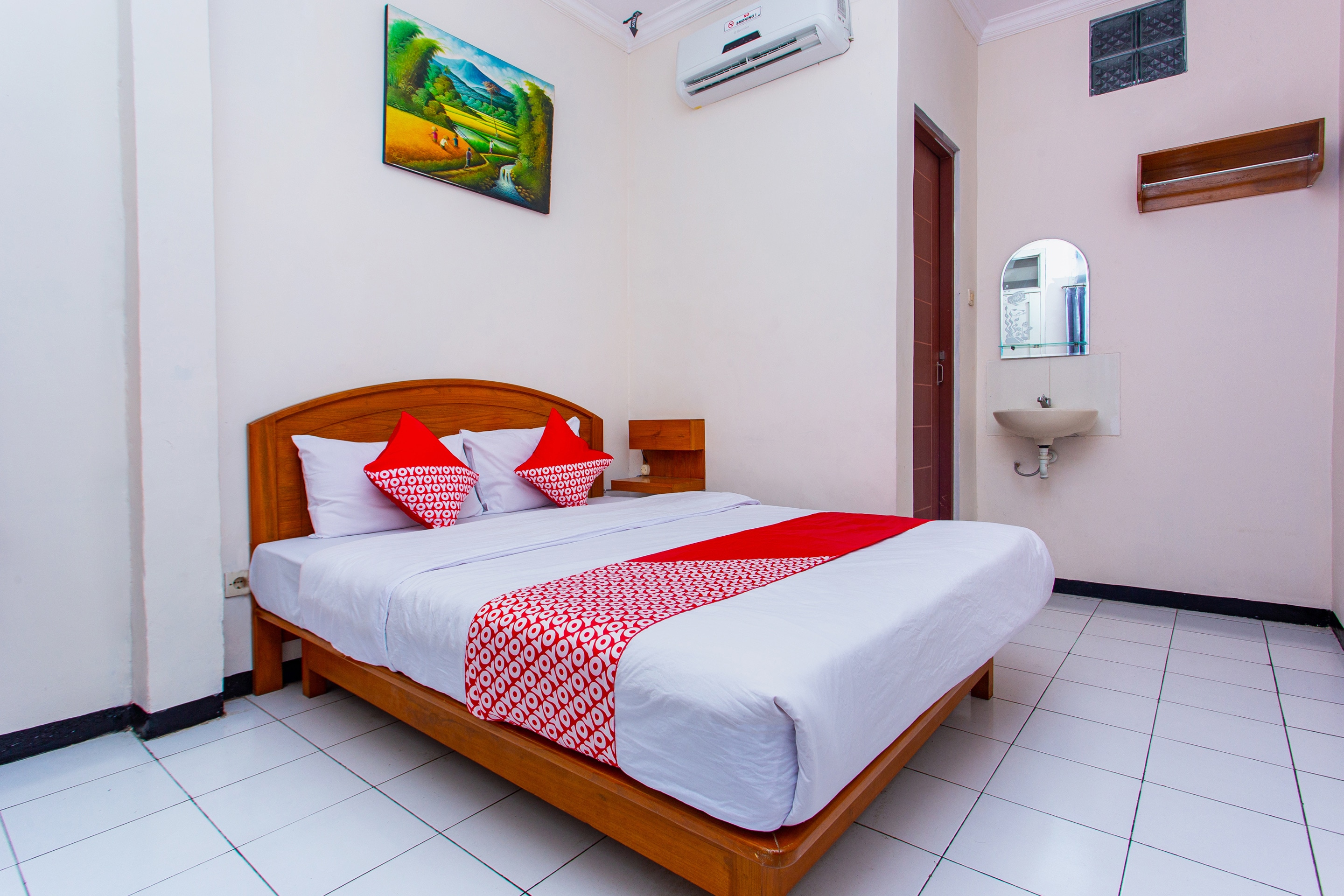 Super OYO 3042 Griya Karangsalam Indah, OYO Hotels Purwokerto, Book