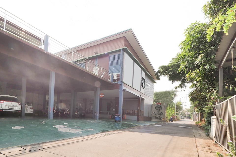 OYO 711 Korat Buri Green Hotel, BE_Mueang Nakhaon Ratchasima P2, Nakhon Ratchasima