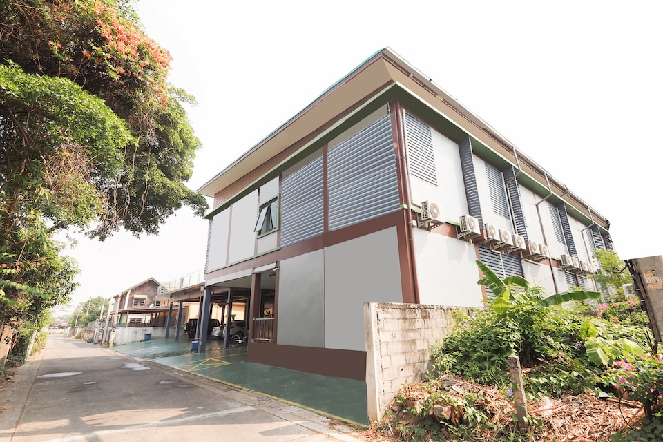 OYO 711 Korat Buri Green Hotel, BE_Mueang Nakhaon Ratchasima P2, Nakhon Ratchasima