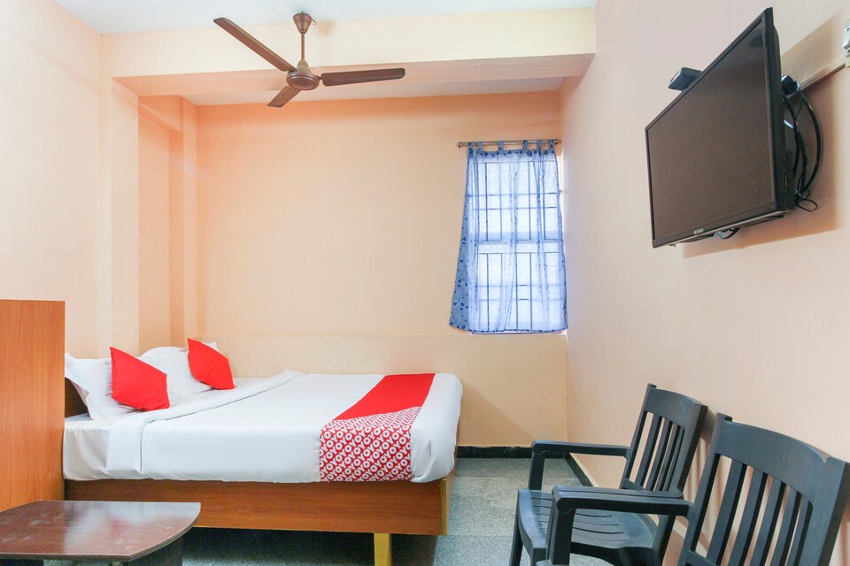 OYO 70599 Kk Lodge, Porur Chennai, Chennai