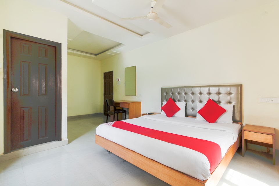 Live on HYD1605 , Madhapur, Hyderabad