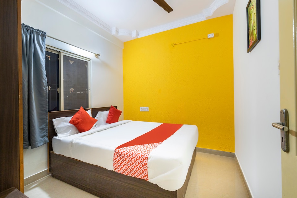 OYO 70616 Falcon Suites, Electronic City Phase 1 Bangalore, बैंगलोर