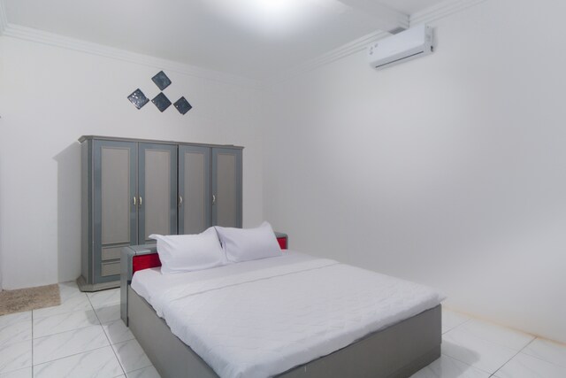 OYO Life 3055 Rumah Enin