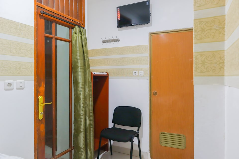 OYO 3058 Griya Samawah Syariah, Matraman, Jakarta