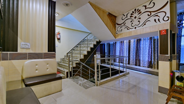 Hotel O Mehfil Hotel