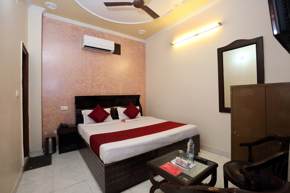 OYO 5853 Hotel Shingar Regency, Sector 45 Chandigarh, Chandigarh