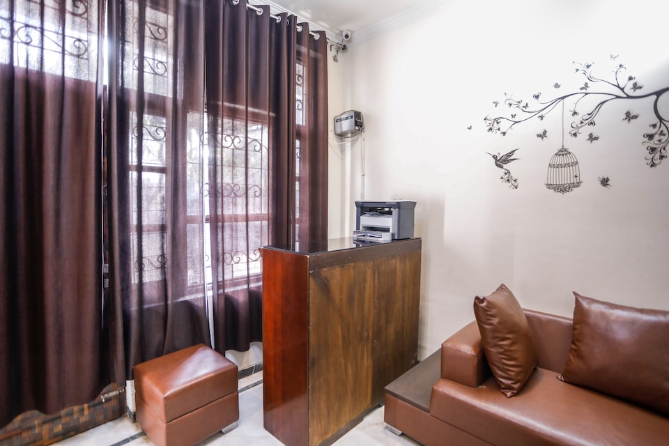 OYO 70636 Hotel The Ashoka Legacy, Greater Noida, Noida