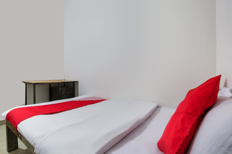 OYO 70647 Hotel Majestic, Jorhat, Jorhat