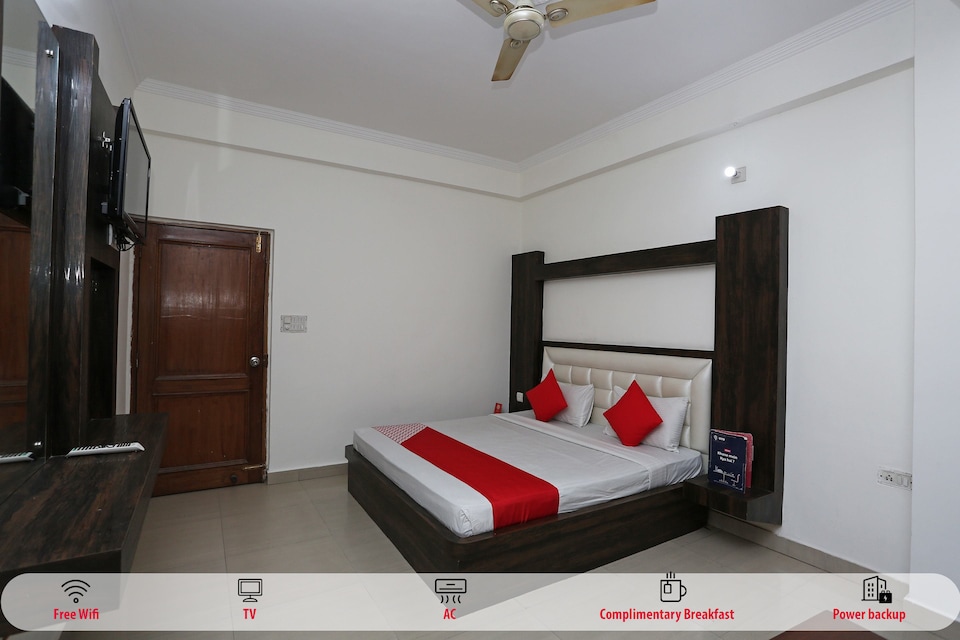 OYO 5855 Hotel Neelkanth, Katra, Katra
