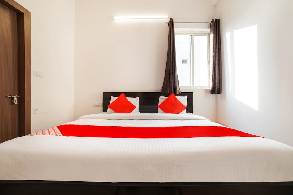 OYO 70670 Hotel Arrow 19, Pilibhit Bypass Road, Bareilly