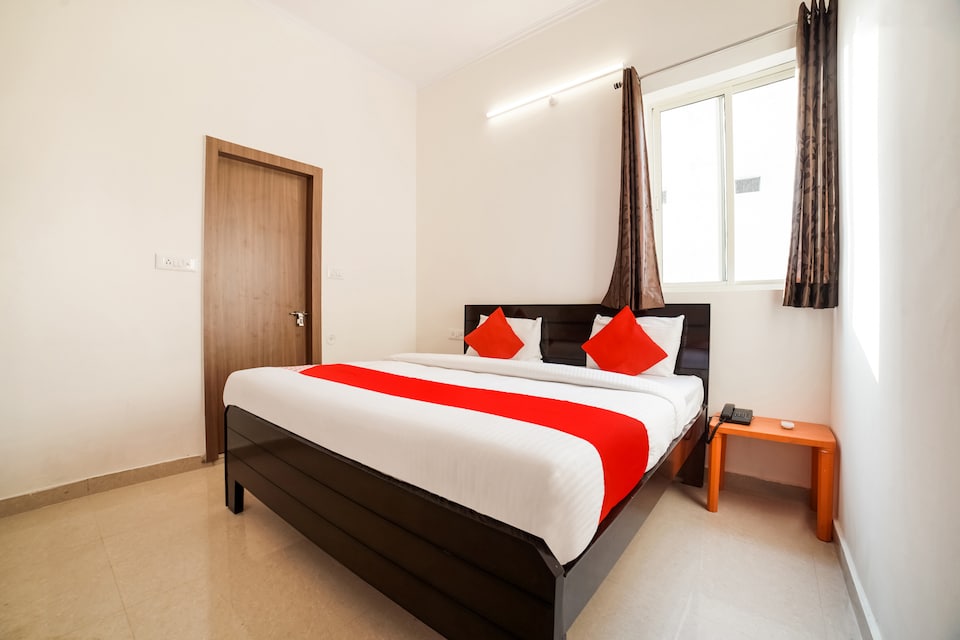 OYO 70670 Hotel Arrow 19, Pilibhit Bypass Road, Bareilly