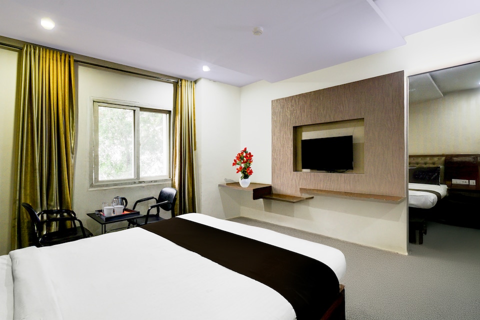 Super Townhouse Kothapet Formerly Surabhi Elite, Dilsukhnagar - Kothapet, Hyderabad