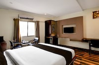 Super Townhouse Kothapet Formerly Surabhi Elite