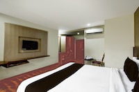Super Townhouse Kothapet Formerly Surabhi Elite