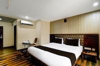 Super Townhouse Kothapet Formerly Surabhi Elite