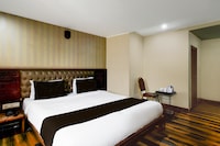 Super Townhouse Kothapet Formerly Surabhi Elite