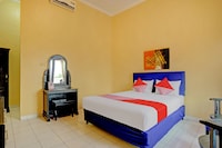 OYO 3096 Hotel Dewi Warsiki Near Gilimanuk Port