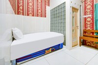 OYO Life 3103 Opo Homestay & Kost