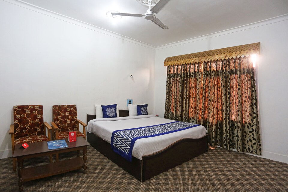 OYO Rooms 126 Jawahar Nagar, Rajbagh Srinagar, Srinagar