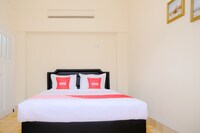 OYO 3117 Guest House Selasar Syariah