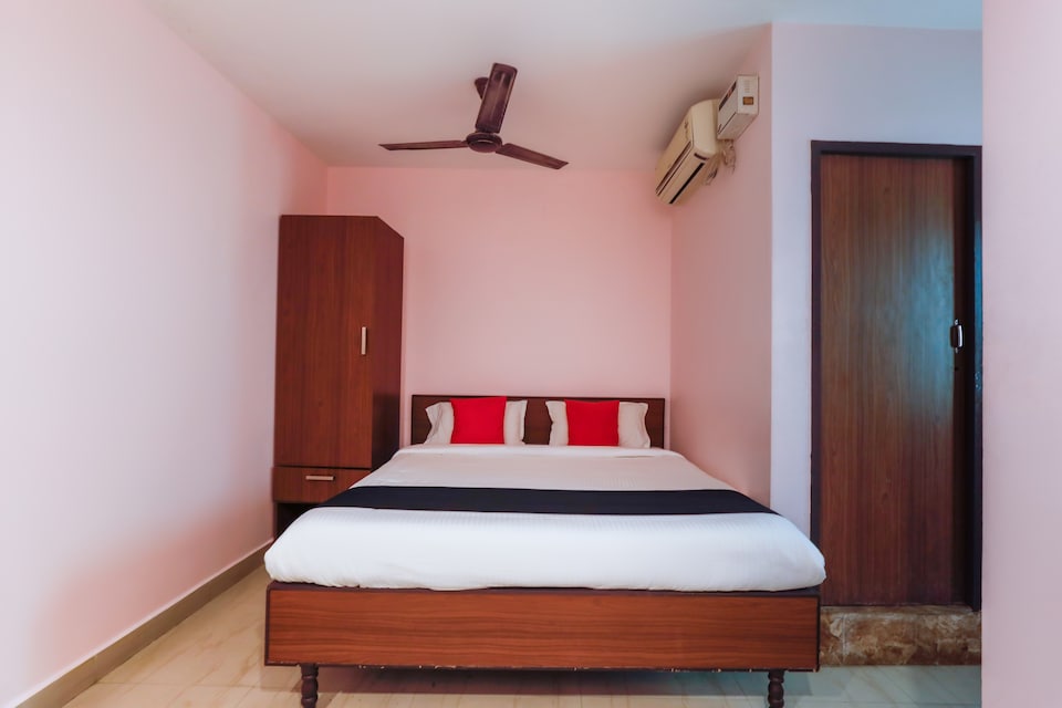 Capital O 70712 Royal King Residency, Triplicane, Chennai