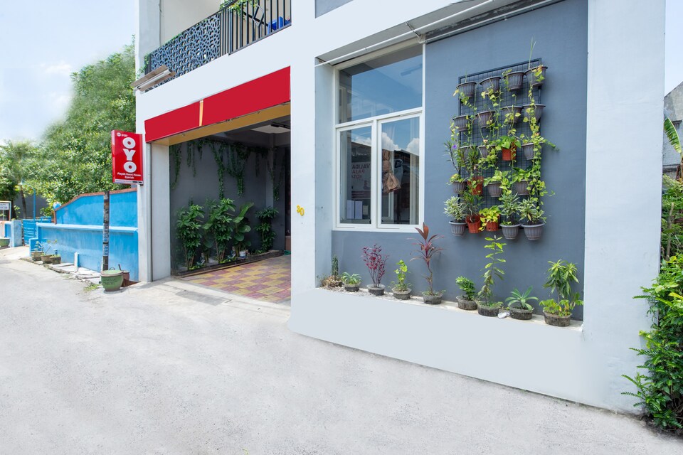 OYO 3137 Aisyah Guest House Syariah, Mojokerto, Mojokerto