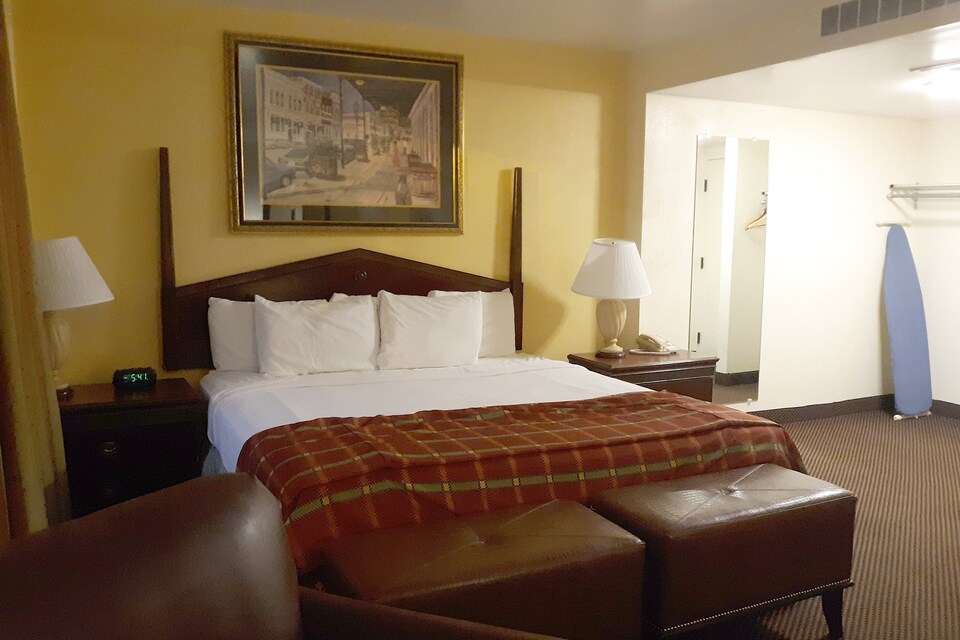 The Mclure Hotel & Conference Center by OYO, C26003, Wheeling WV