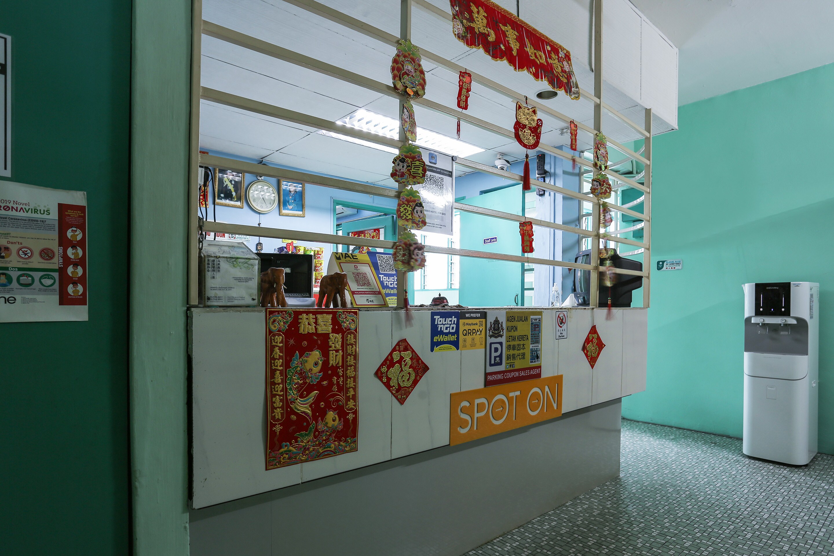 Hotels in Anu0027nur Tomyam Seafood, Pontian Starting @ RM21 - Upto 51 