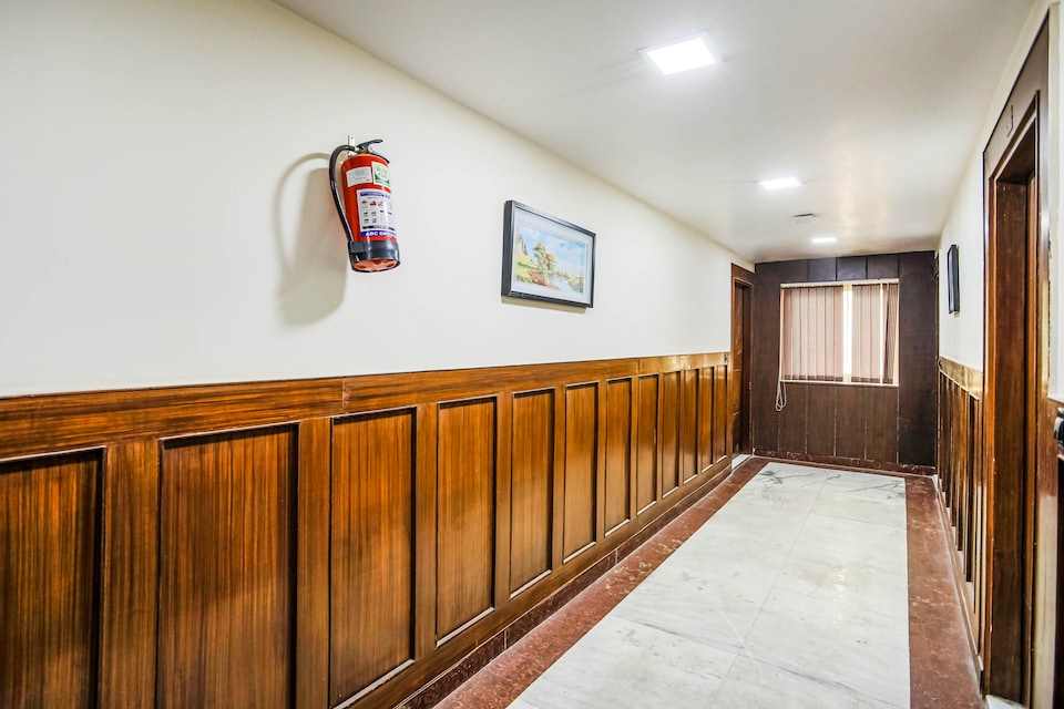 Capital O 70746 N Residency, Anand Vihar Delhi, Delhi