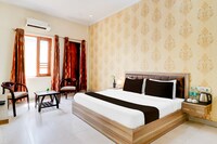 Collection O Ramnagar Near Vaishali Mandapam Roorkee