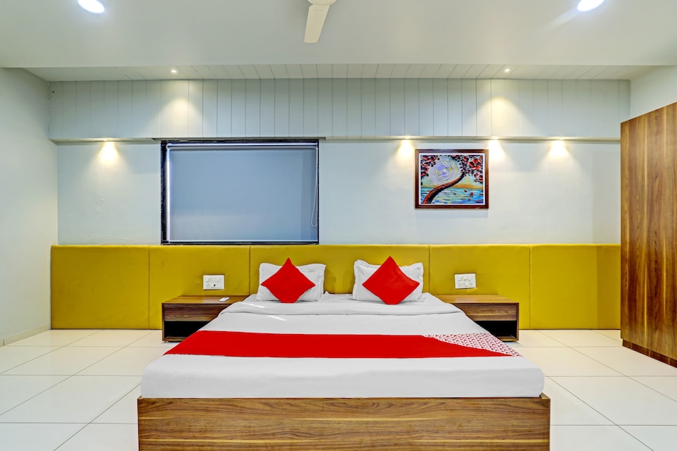 OYO 70752 Viram House, Vasana Road Vadodara, Vadodara