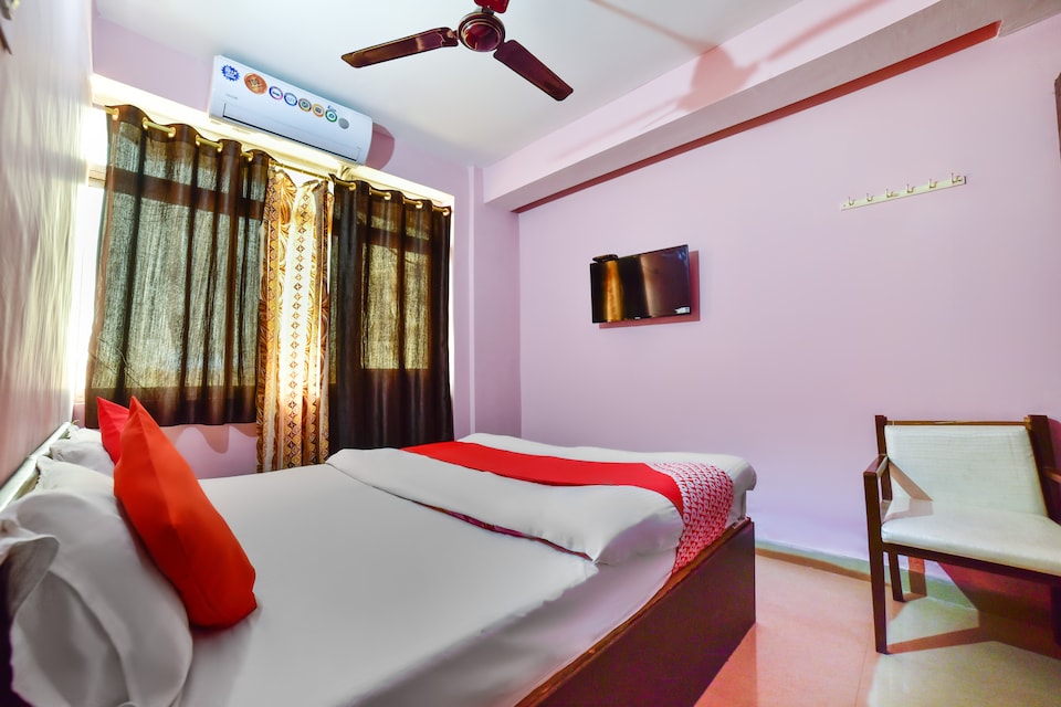 OYO 70775 Hotel Kumar Deluxe, Patliputra Colony, Patna
