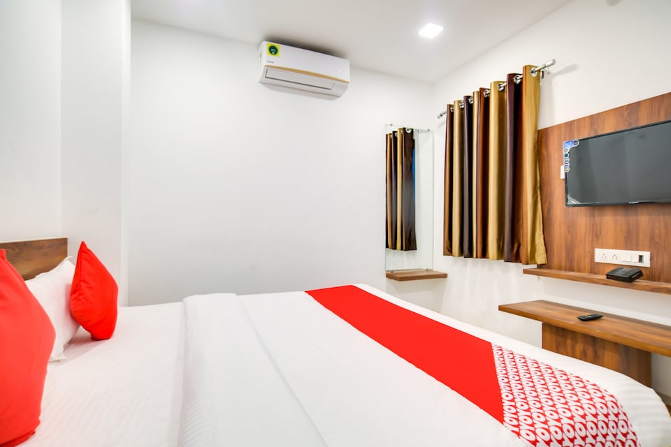 Hotel O Apple Grand, Vijay Nagar Indore, Indore