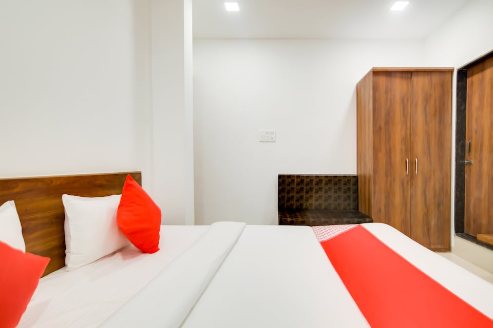 Hotel O Apple Grand, Vijay Nagar Indore, Indore