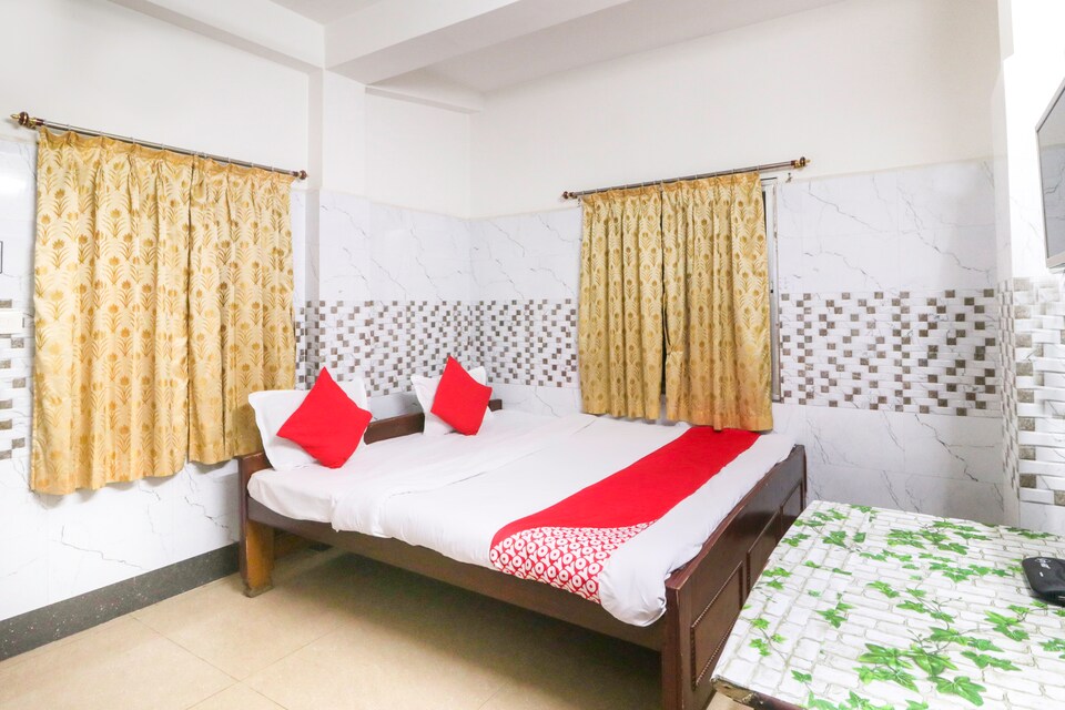 OYO 70781 Suvam Lodge And Hotel, Mayapur, Mayapur