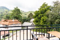 OYO 744 @Home Kamala Hills