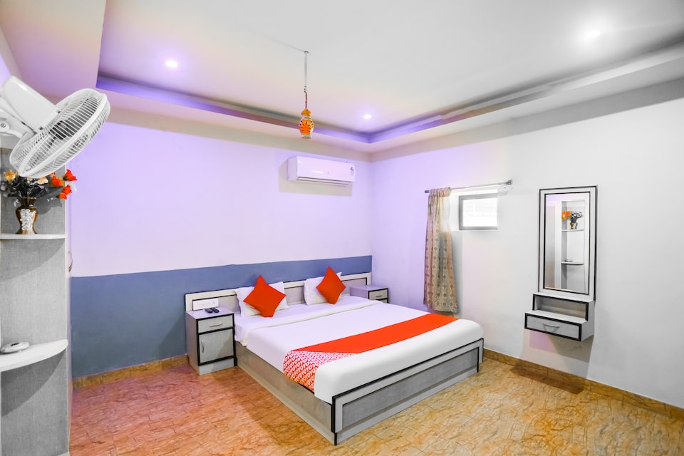OYO 70814 Hotel Aditya Residency, Neemrana, Neemrana