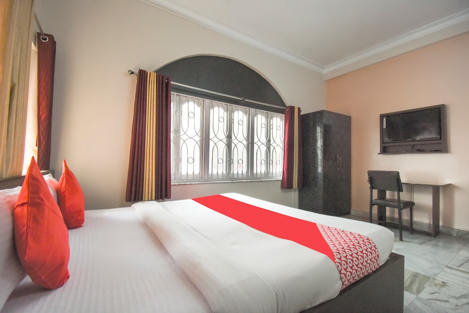 OYO 70837 The Greenland , Salt Lake Kolkata, Kolkata