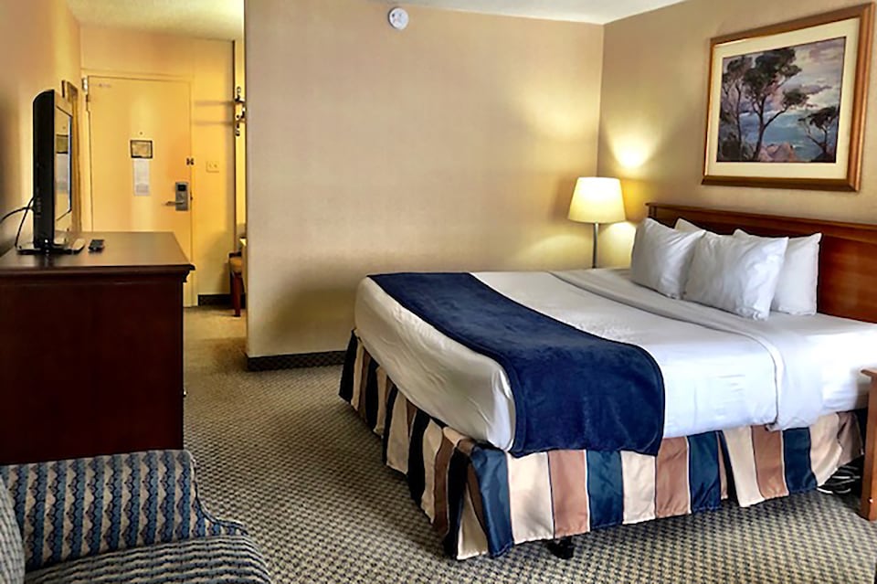 OYO Townhouse Casper Conference Center WY, C82601, Casper WY