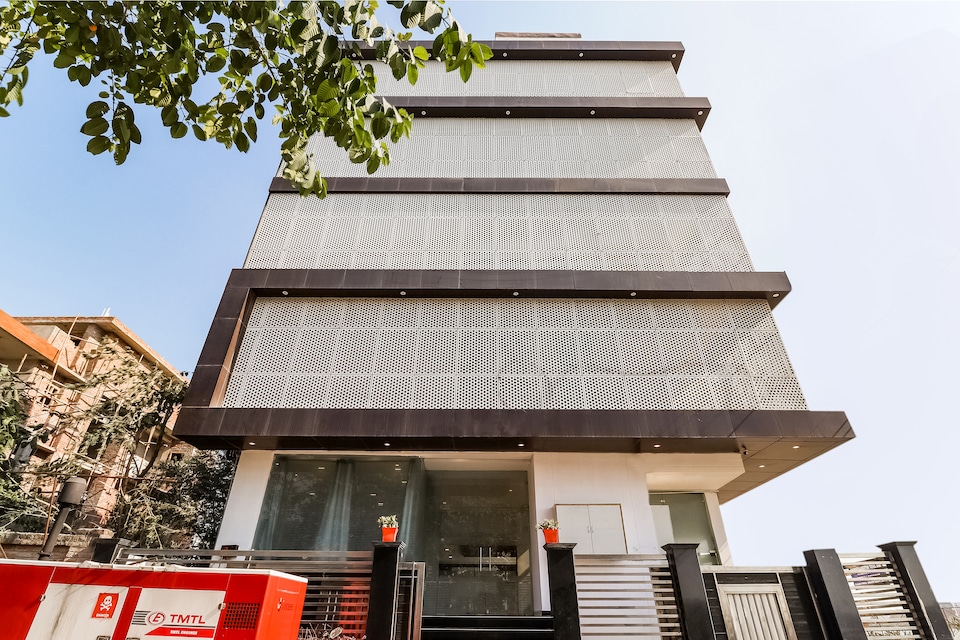 LIVE AS LCK1994, Gomti Nagar Lucknow, Lucknow