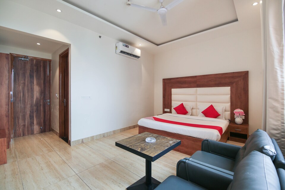 OYO 70911 Shaurya Resort, Jammu, Jammu