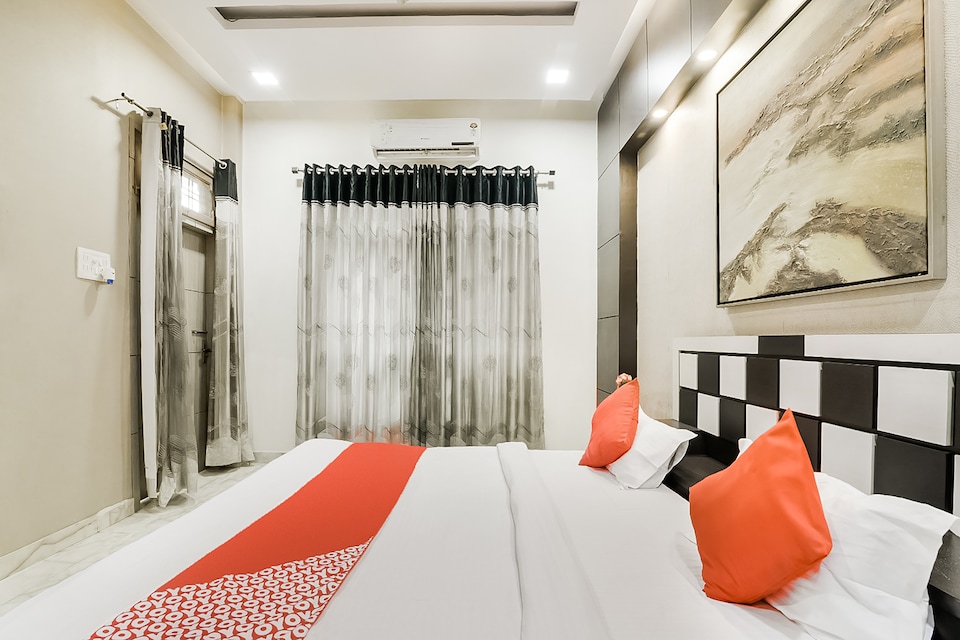 OYO 70922 Crystal Homestay , Faizabad Road, Lucknow