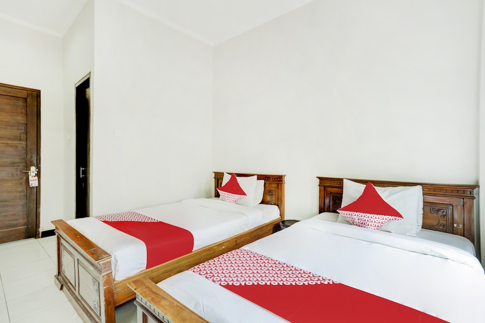 OYO 3156 Hotel Warta Dua, North Denpasar, Bali