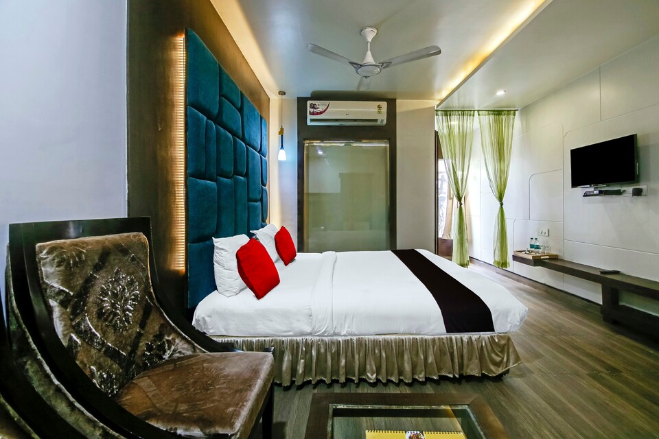 Capital O 5895 M K Vivanta, City Centre, Gwalior