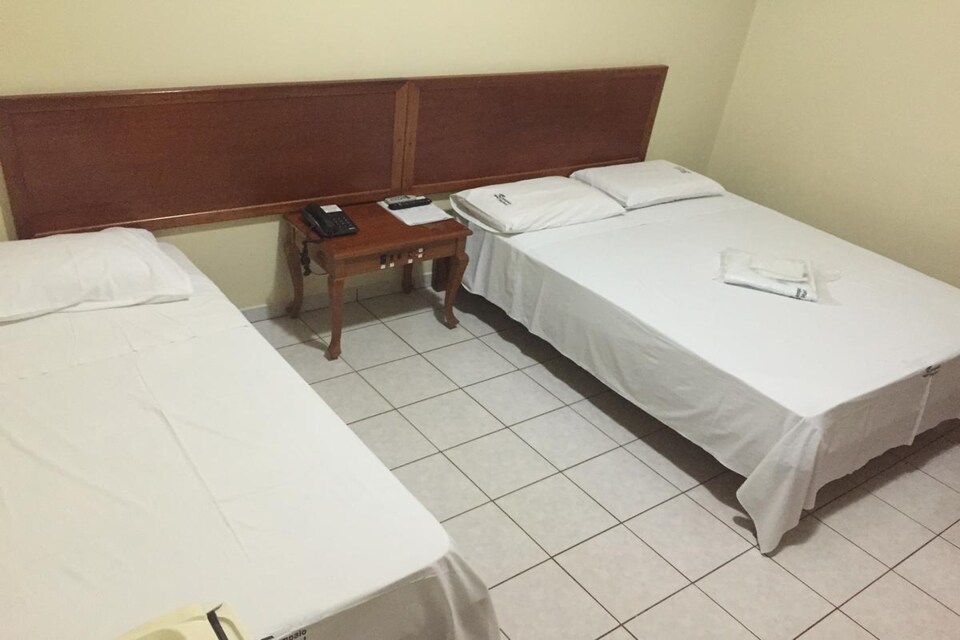 OYO Hotel Sampaio, BR_GO_Itumbiara_1, Itumbiara