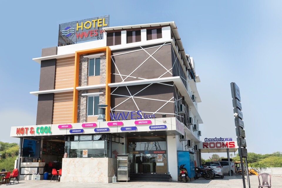 Capital O 70955 Hotel Waves Inn , OMR Chennai, Chennai