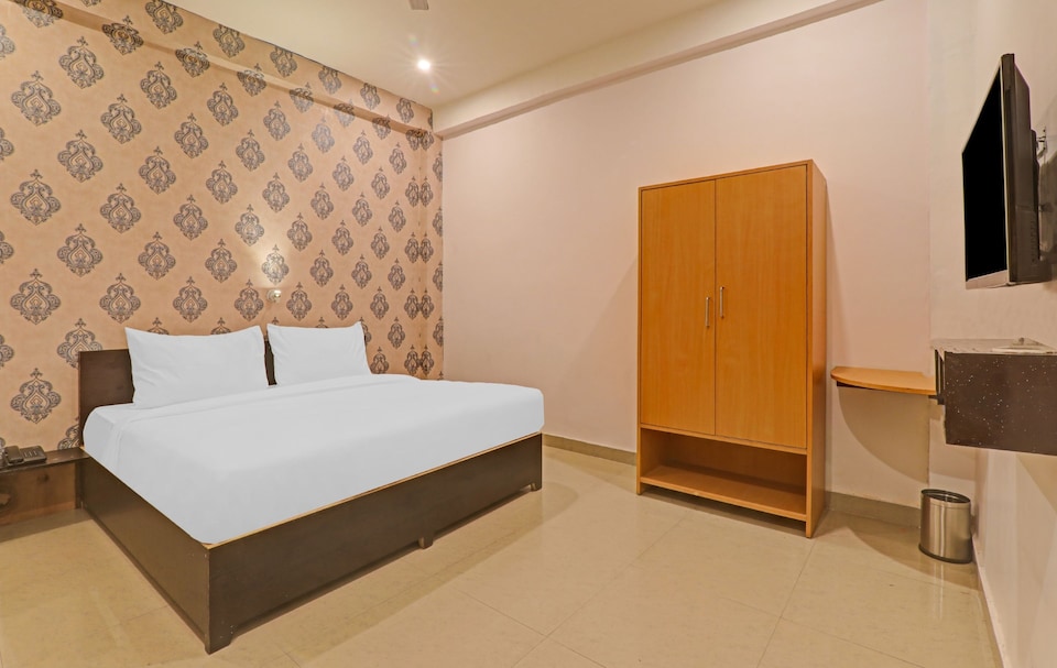 Aditya Inn, Airport Lucknow, लखनऊ