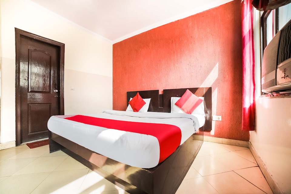 OYO 70983 Hotel Citi Heart, Karol Bagh Delhi, दिल्ली